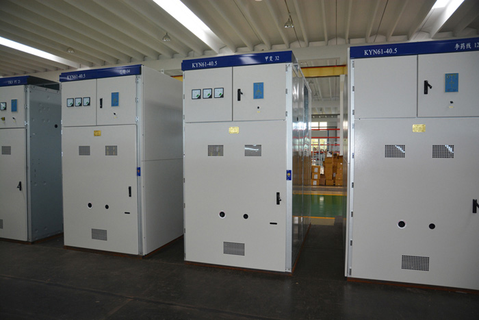 KYN61-40.5{Z}系列鎧裝移開(kāi)式交流金屬封閉開(kāi)關(guān)柜 KYN61-40.5{Z}系列鎧裝移開(kāi)式交流金屬封閉開(kāi)關(guān)柜